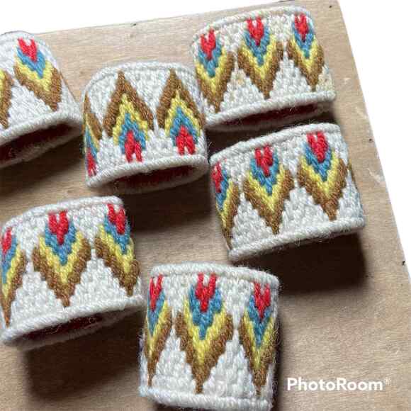 Handmade 1970's Vintage Needlepoint Canvas Napkin Rings - Set of 8 - 70's Boho - Picture 4 of 7